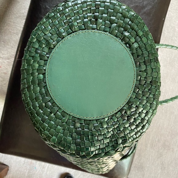 Dragon Diffusion Egola forest Green Woven Leather Tote - Picture 7 of 15